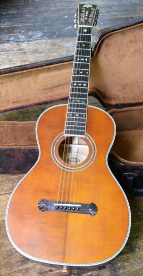 John Holland, Guitar lessons, Sydney Inner West, John Holland, Strings and Wood, Guitars for sale